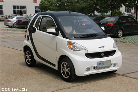  聚杰MINI3号新能源电动四轮汽车